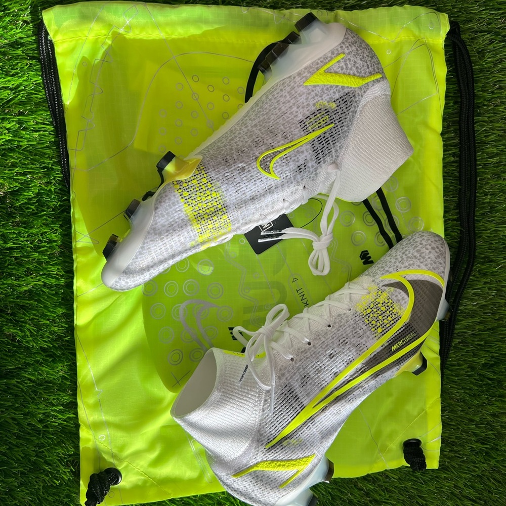 ❌SOLD❌Brand new mercurial superfly 8 size 8.5 US